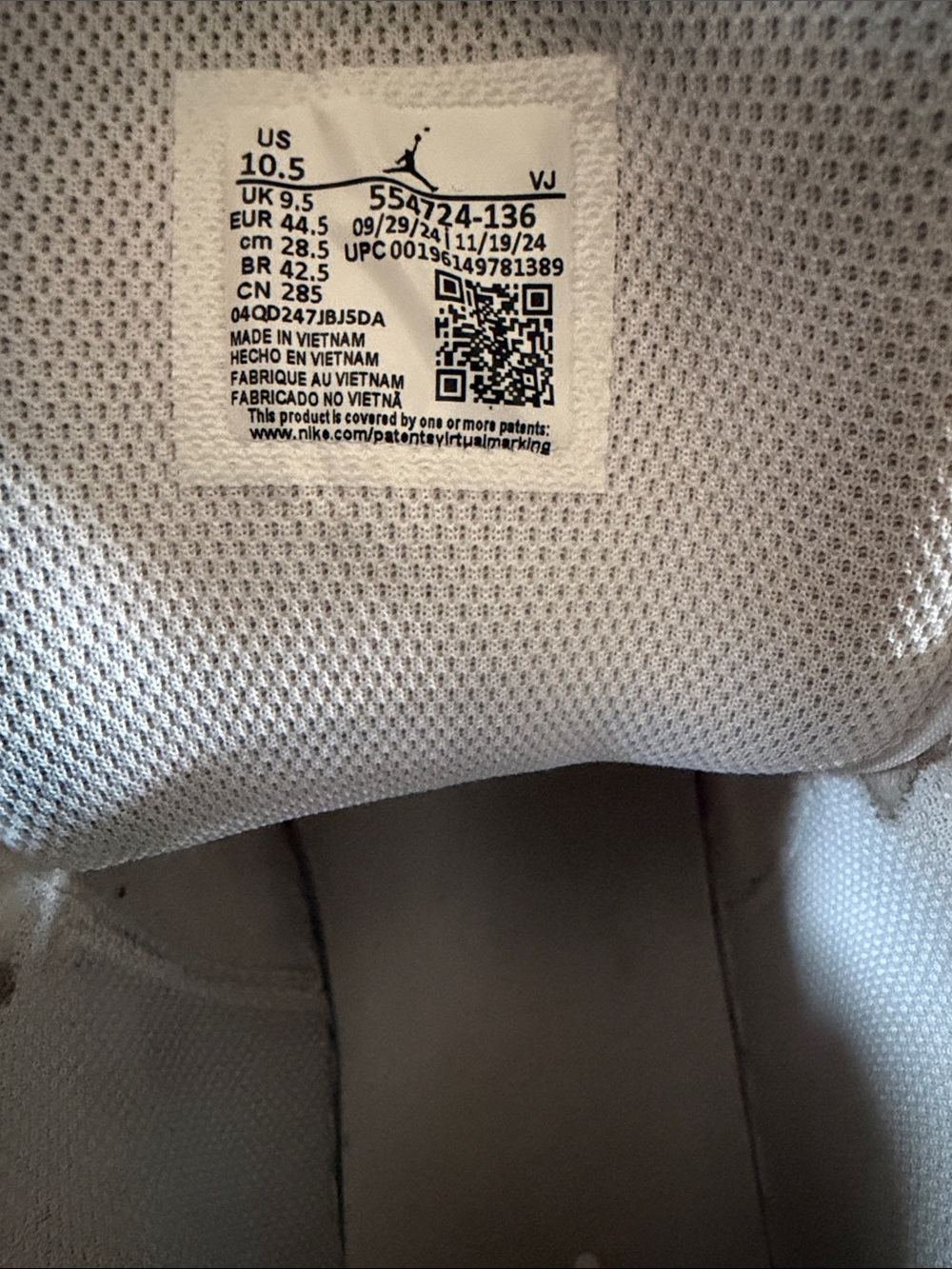 Nike White High-Top Sneakers - Picture 5 of 5